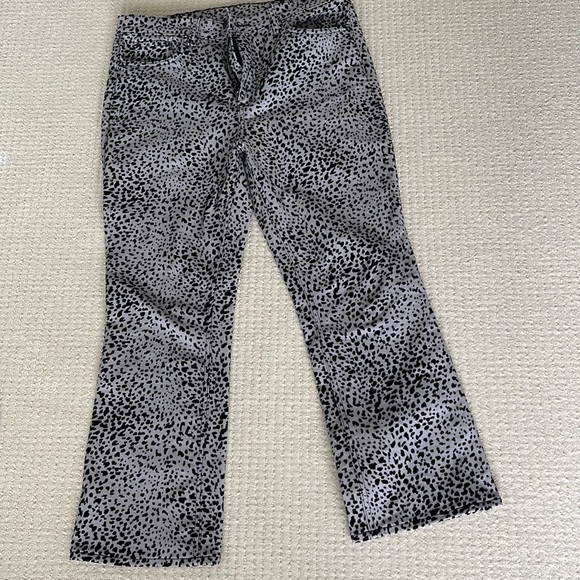 SALE +DS  A leopard print Rag and Bone jeans, new, size 31 - Picture 2 of 8